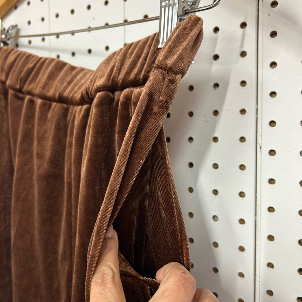 Umgee Chocolate Velvet Wide-Leg Pants - Picture 5 of 8